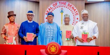 L-R: Senators Olaka Nwogu, (Rivers South East PDP), Ikeje Asogwu, (Enugu North APC), President of the Senate, Godswill Akpabio; Senators Envulu Anza, (Nasarawa North APC) and Dayo Faduyile, (Ondo South APC), after the swearing -in- of newly elected Senators, yesterday. Photo: Senate President’s Office