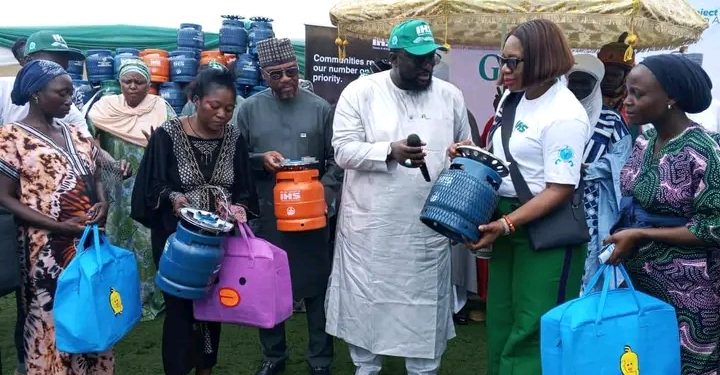 Maikalangu backs breath clean air Abuja with LPG kits for 12 FCT communities