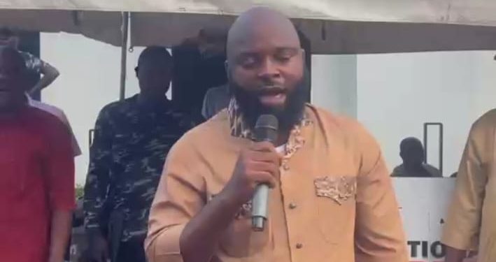 Day Mayor Azubuike hosts Umunze youths, seeks continued support for dev’t